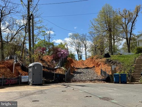 2020 Nordlie Pl, FALLS CHURCH, VA, 22043-2605 | Card Image