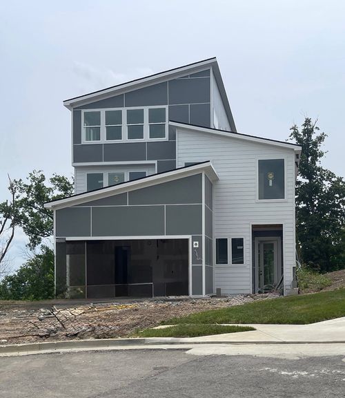 213 Walnutwood Ln, Nashville, TN, 37211-3481 | Card Image