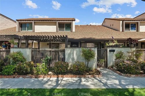 24644 Golfview Dr, Valencia, CA, 91355-2301 | Card Image