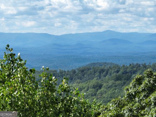 32 Highline Dr, Ellijay, GA, 30536-8431 | Card Image