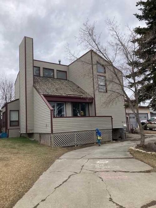 12114 95b Street, Grande Prairie, AB, T8V5C8 | Card Image