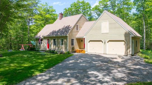 15 May Meadow Drive, Gray, ME, 04039 | Card Image