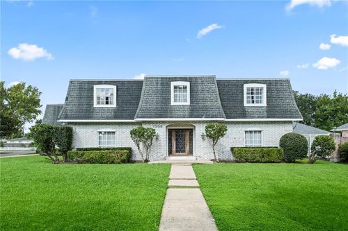 1300 Transcontinental Dr, Metairie, LA, 70001-3153 | Card Image