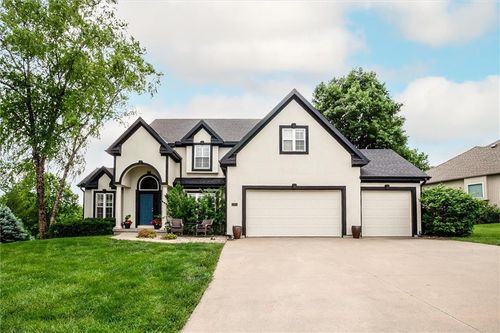 12670 Oak Harbor Dr, Platte City, MO, 64079-7267 | Card Image