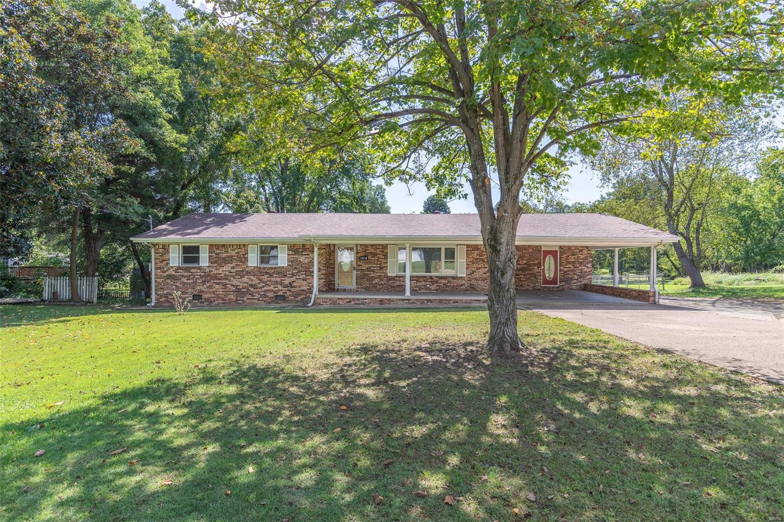 Barron Rd, Poplar Bluff, MO 63901