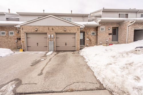 9-399 Vodden St E, Brampton, ON, L6V3V1 | Card Image