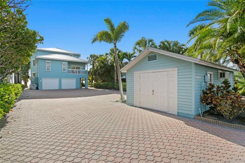 20060 Gulf Blvd, INDIAN SHORES, FL, 33785-2407 | Card Image