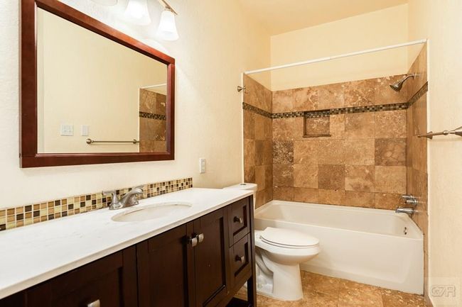 APT-221 - 921 Marine Dr, House other with 2 bedrooms, 2 bathrooms and 1 parking in Galveston TX | Image 10