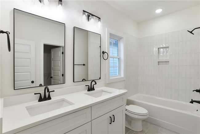 This is a previously built Todd B, not the subject property. All plans, pricing, and specifications are subject to change without notice. | Image 13