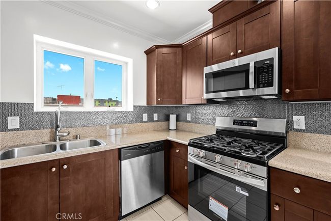 APT-503 - 5633 Carlton Way, Condo with 2 bedrooms, 2 bathrooms and 2 parking in Hollywood CA | Image 10