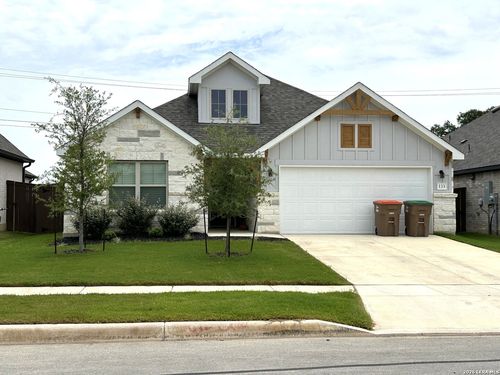 133 Trotting Horse, Boerne, TX, 78006-3288 | Card Image