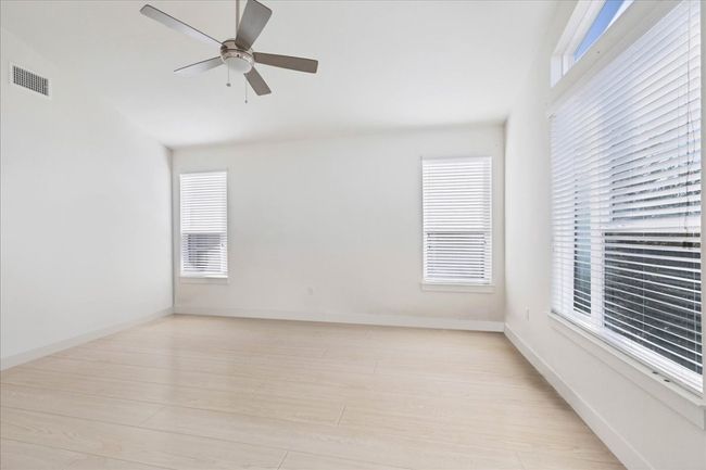 Primary bedroom. | Image 18