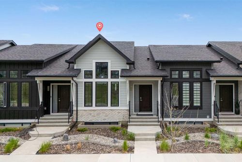 108 Wolf Cres, Okotoks, AB, T1S5X1 | Card Image