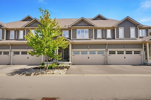84-80 Willow St, Paris, ON, N3L0C6 | Card Image