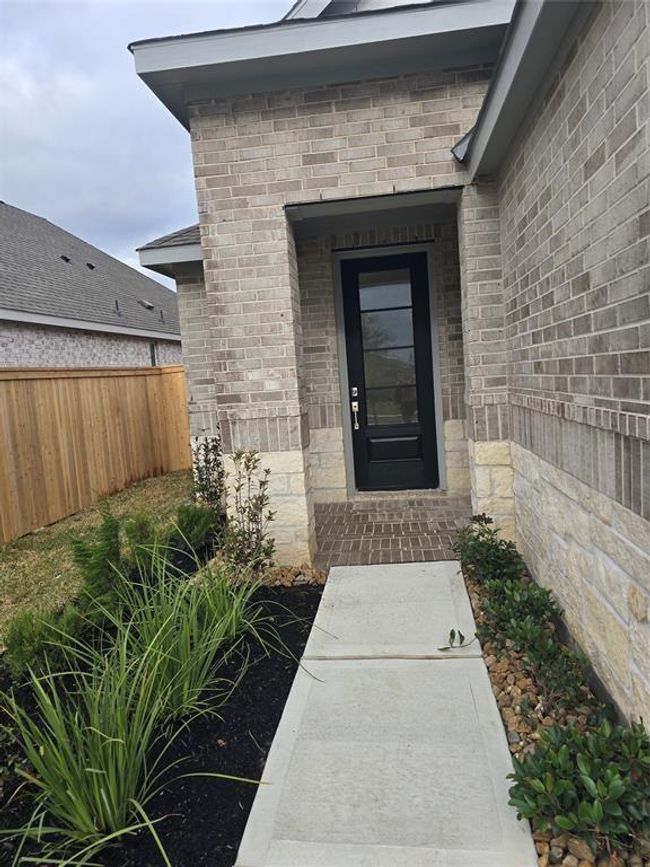 Pics are not of the actual home. They are a representative of a home of the same plan. | Image 7