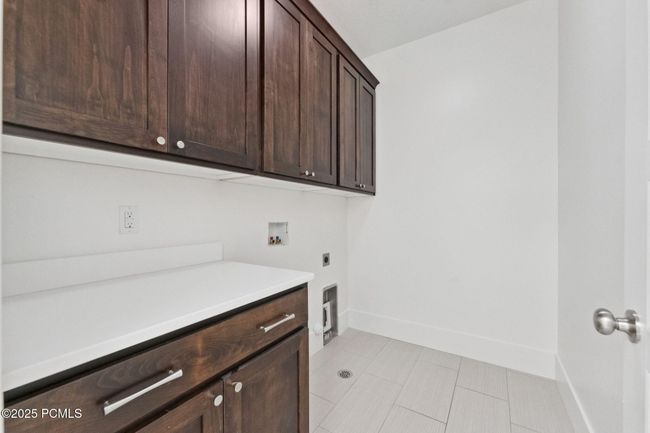 415 E 360, House other with 6 bedrooms, 4 bathrooms and null parking in Midway UT | Image 16