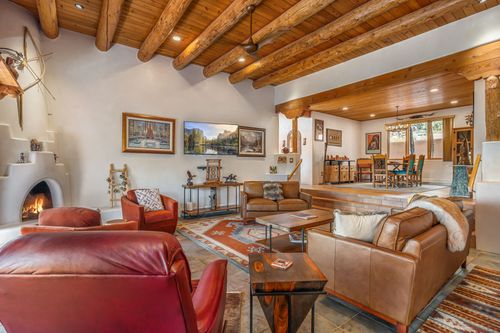 1702 Watchpoint, Santa Fe, NM, 87507-9625 | Card Image