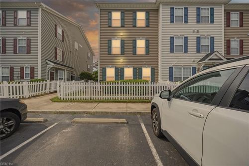 218 Teton Cir, Suffolk, VA, 23435-3386 | Card Image