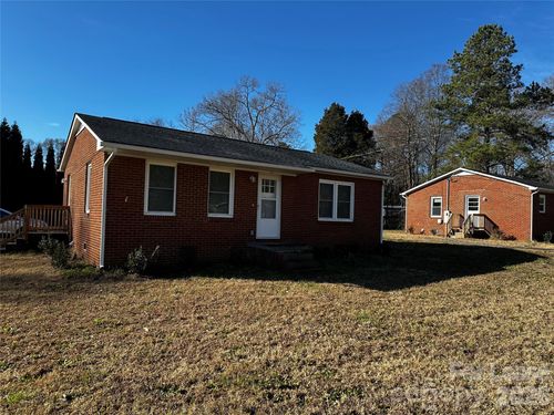 357 Peach Orchard Rd, Salisbury, NC, 28147-8324 | Card Image