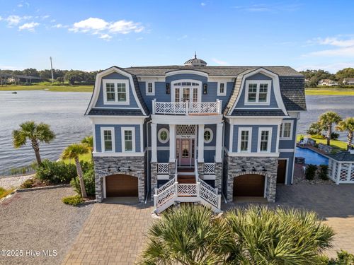 98 Laurinburg St, Ocean Isle Beach, NC, 28469-7641 | Card Image