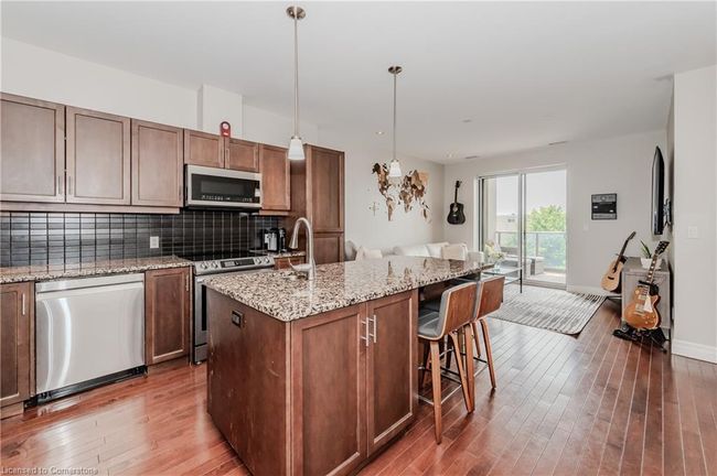 504 - 223 Erb St W, House attached with 2 bedrooms, 2 bathrooms and 1 parking in Waterloo ON | Image 7