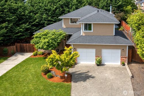 6915 67th Pl Ne, Marysville, WA, 98270-7769 | Card Image