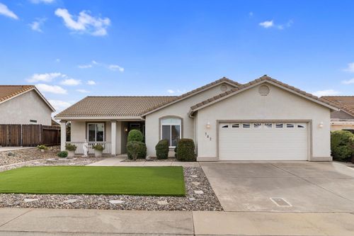 702 Pleasant Valley Dr, Ione, CA, 95640-5420 | Card Image