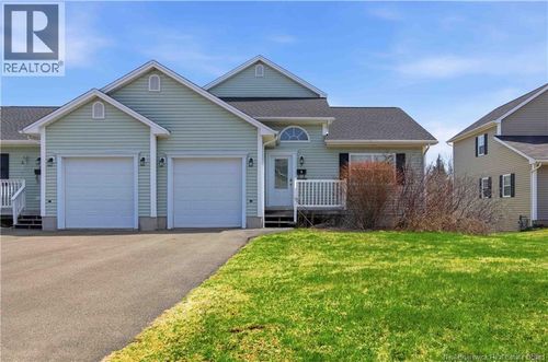 7 Hillcrest Crt, Oromocto, NB, E2V0E1 | Card Image