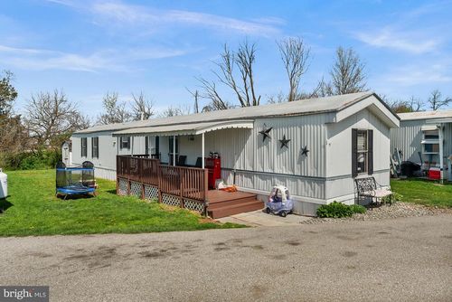 5 Chesapeake Drive, ABBOTTSTOWN, PA, 17301 | Card Image