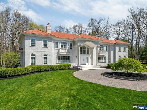 11 Alford Dr, Saddle River, NJ, 07458-2631 | Card Image