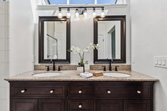 34294 Dunhill Dr, House other with 3 bedrooms, 3 bathrooms and 2 parking in Fremont CA | Image 34