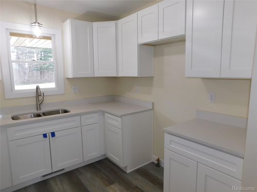 1444 W Lake Rd, Clio, MI, 48420-8859 | Card Image