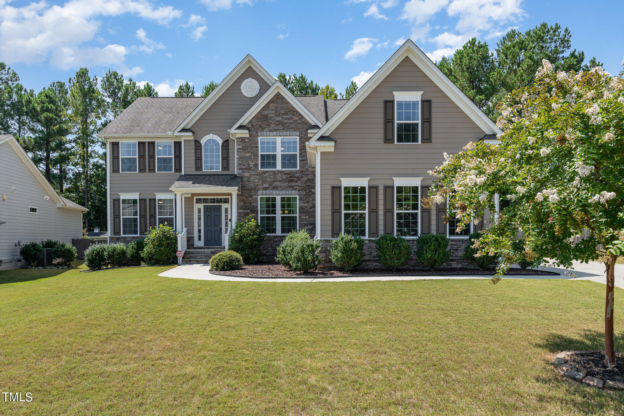 Renwood Grant Ct, Chapel Hill, NC 27517