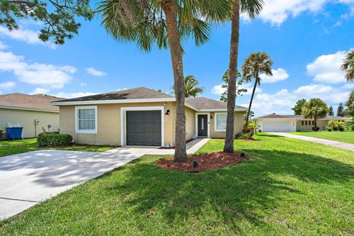 5483 Club Cir, Haverhill, FL, 33415-1261 | Card Image