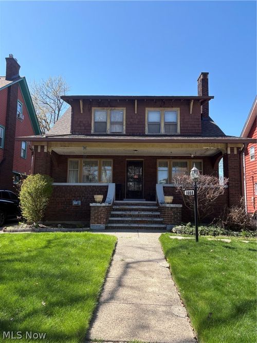 1068 E 98th St, Cleveland, OH, 44108-3344 | Card Image