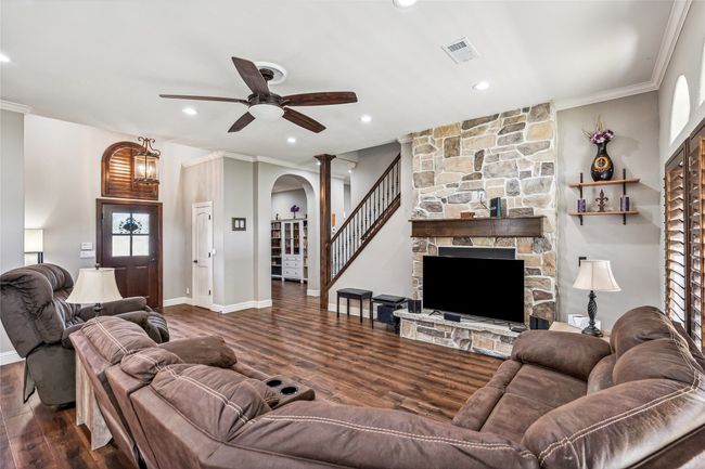 Open Living Room | Image 9