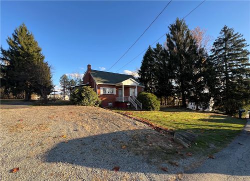 1861 Pickford St, Irwin, PA, 15642-9745 | Card Image