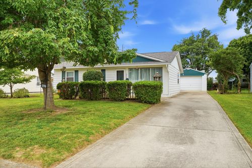 1096 Moncrief Ave, Columbus, OH, 43207-5075 | Card Image