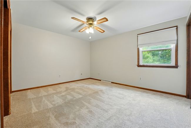 6429 Union Ave, House other with 3 bedrooms, 2 bathrooms and 2 parking in Union Twp - WSH PA | Image 26