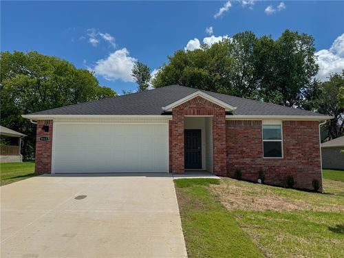 3113 N Bella Street, Siloam Springs, AR, 72761 | Card Image
