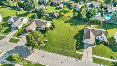 935 Franklin Farm Drive, Mason, MI, 48854 | Card Image