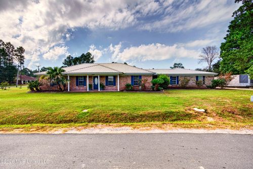 1102 Grove St, Waveland, MS, 39576-2803 | Card Image