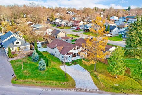 493 Lake Dr S, Keswick, ON, L4P1R5 | Card Image