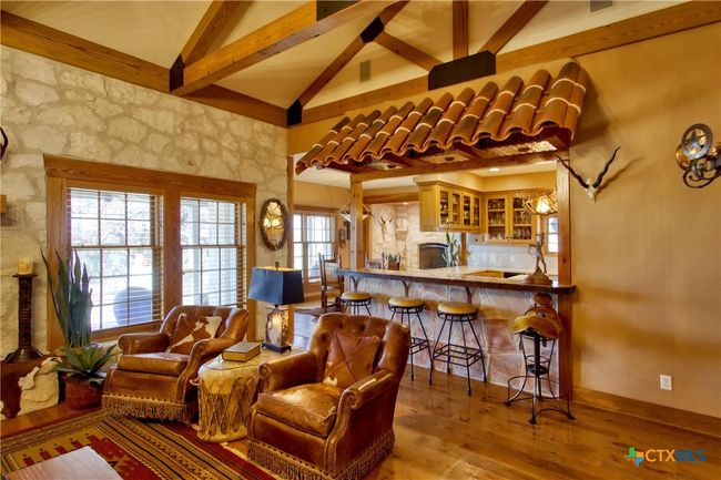 521 Bluff Creek Rd, Home with 3 bedrooms, 4 bathrooms and null parking in Center Point TX | Image 16