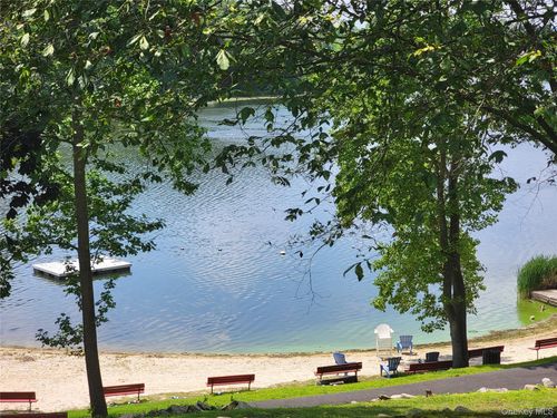 16-3300 Baker Hwy, Mohegan Lake, NY, 10547-1765 | Card Image