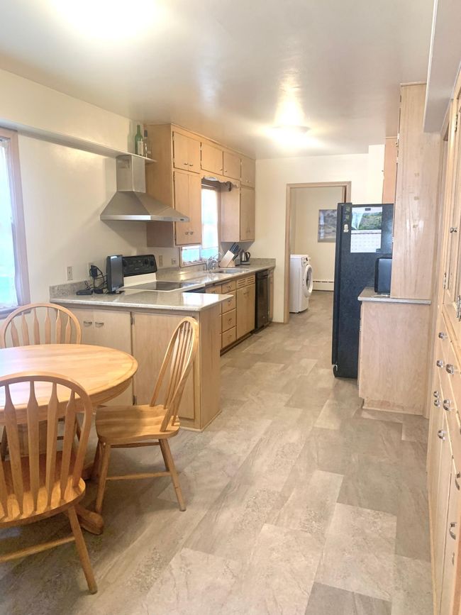 602 2 Nd St W, House other with 3 bedrooms, 3 bathrooms and null parking in Canby MN | Image 13