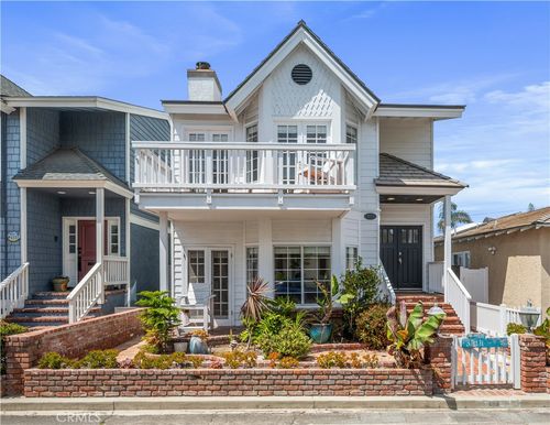 459 35th St, Manhattan Beach, CA, 90266-3375 | Card Image