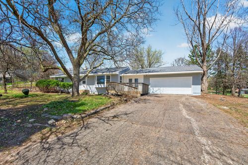 31 Demont Ave E, Little Canada, MN, 55117-1431 | Card Image