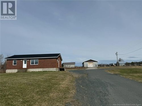 81 Rte 11, Lower Newcastle, NB, E1V7E7 | Card Image