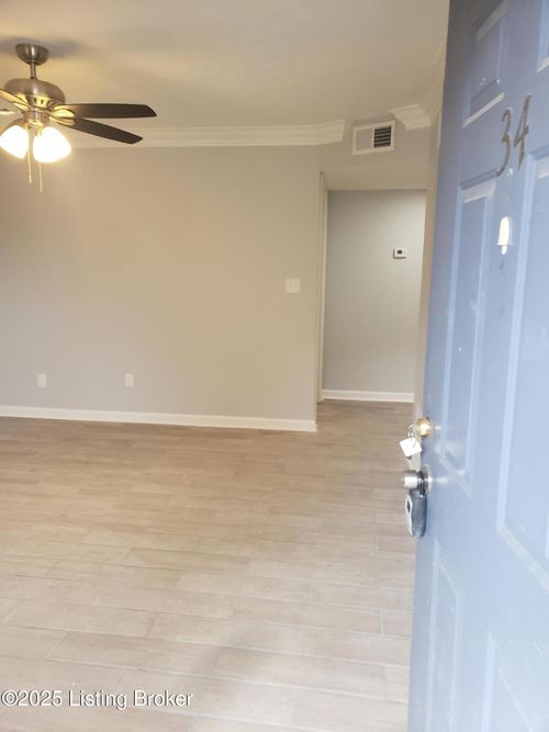 34-108 E Florence Ave, Louisville, KY, 40214-1833 | Card Image